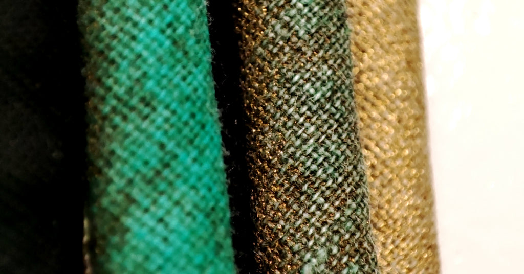 METAMORPHOSIS CU29 - triangle scarf