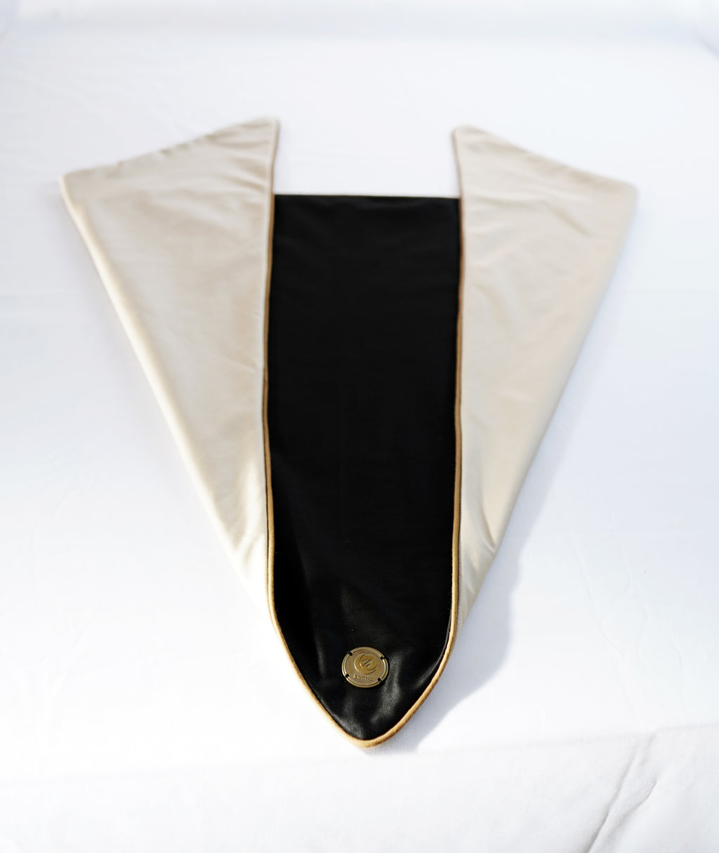 TINGA - triangle scarf