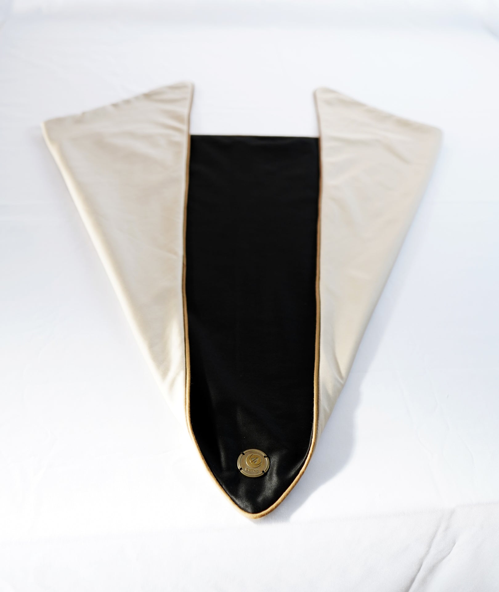 TINGA - triangle scarf